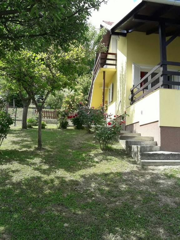 Holiday Home Dora Забок Экстерьер фото