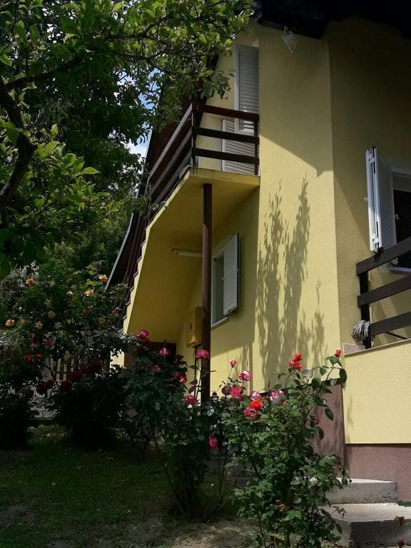 Holiday Home Dora Забок Экстерьер фото