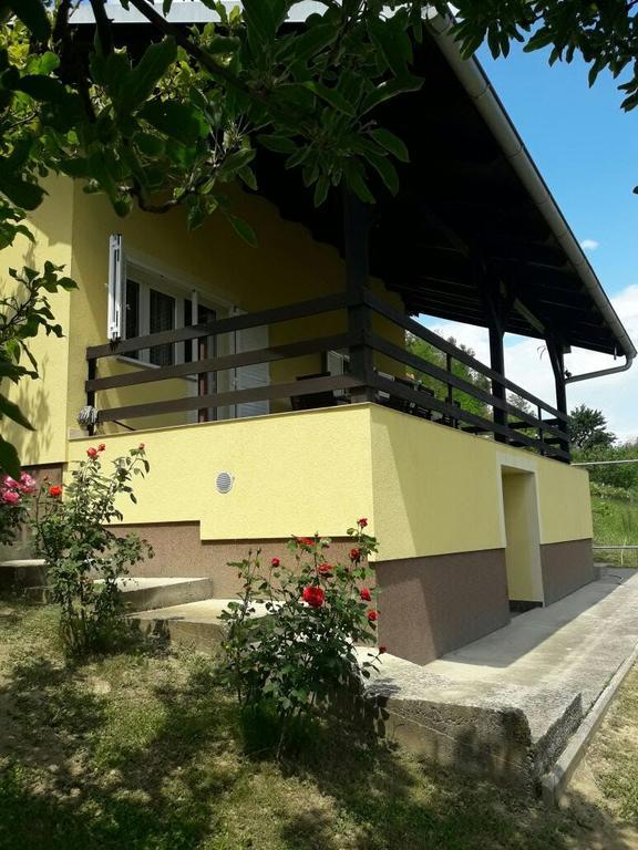 Holiday Home Dora Забок Экстерьер фото